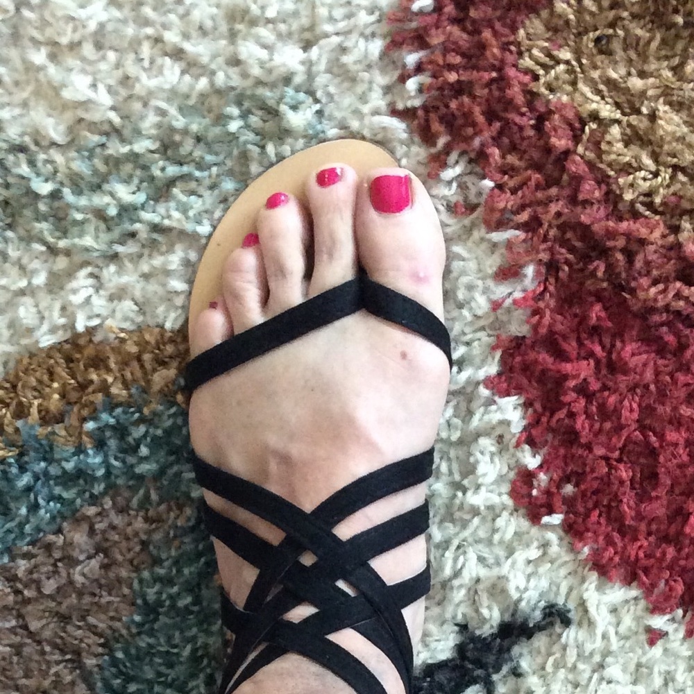 Sandals - Picture 2 of 4